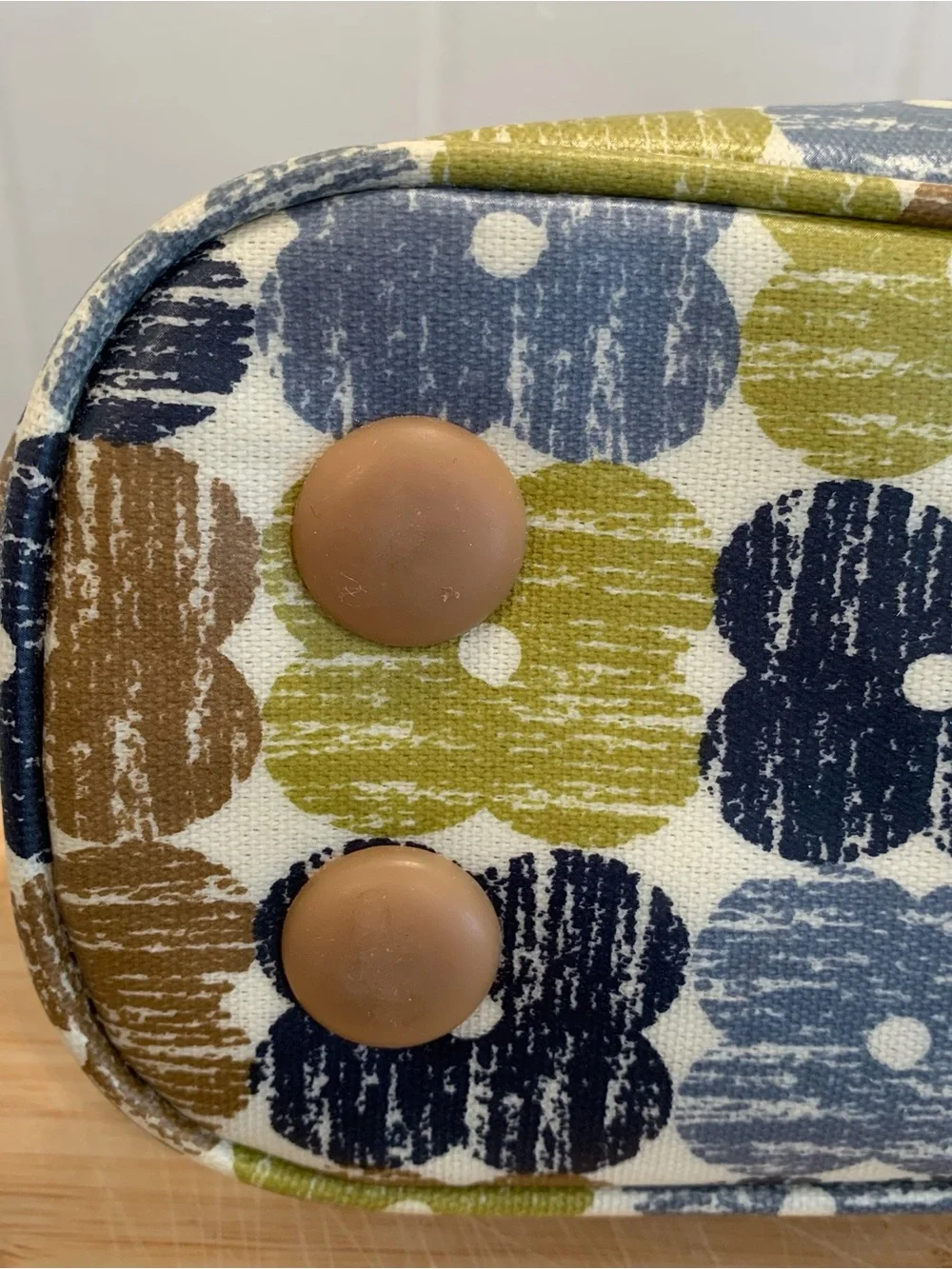 Orla Kiely Lg.  Messenger Crossbody Bag Textured Flower Moss Print Canvas Coated